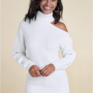 Venus Cutout Shoulder Turtleneck - White